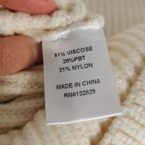 Lovers + Friends Chunky Cozy Ivory Sweater - Picture 4 of 6
